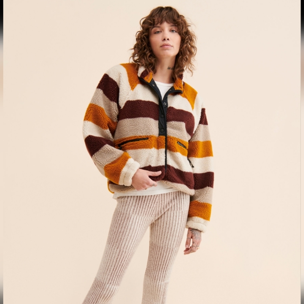 FP Movement By Free People Hit The Slopes Printed Fleece Jacket Size XS - Picture 3 of 8